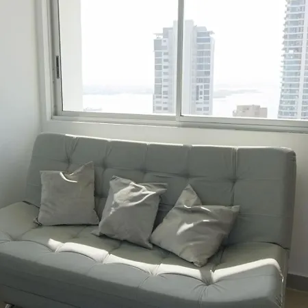 2br -vista Increble-espectacular Balcn-piso 32 Apartment Cartagena
